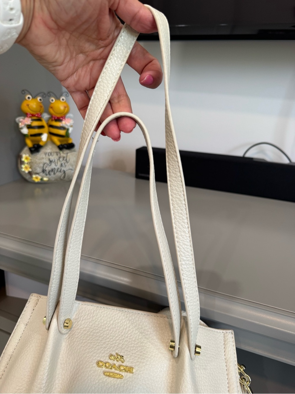 Coach Light Ivory Leather Shoulder Tote Bag Gold Hardware Detachable Strap - Picture 9 of 11